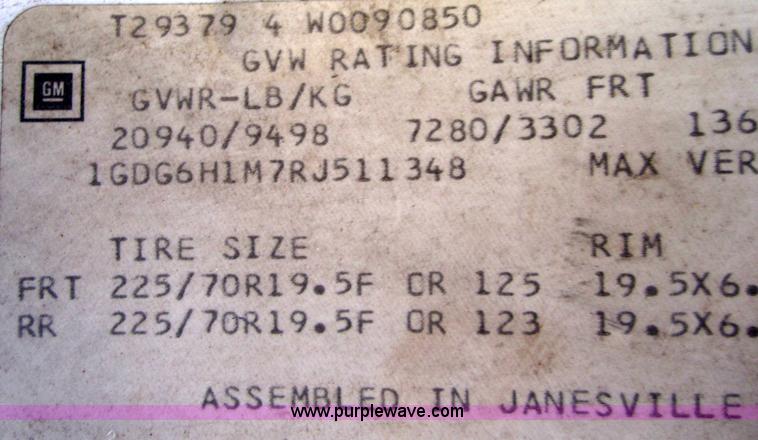 image for item A4419 1994 GMC Topkick Lo Pro flatbed truck