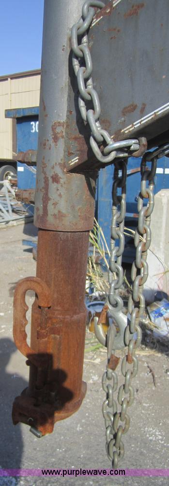 image for item A4421 1998 Elite tandem axle goose neck trailer