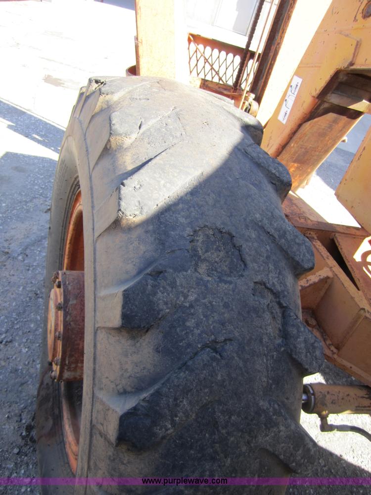 image for item A4425 Lull 844 TT-34 Highlander telehandler