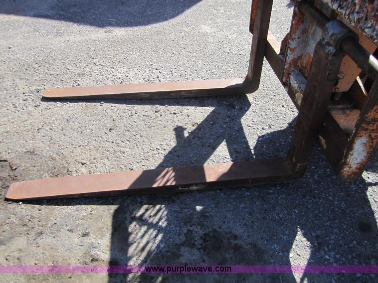 image for item A4425 Lull 844 TT-34 Highlander telehandler