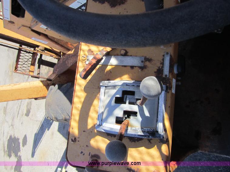 image for item A4425 Lull 844 TT-34 Highlander telehandler