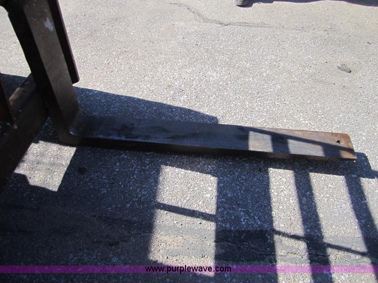 image for item A4443 Lull 844 TT-34 Highlander telehandler