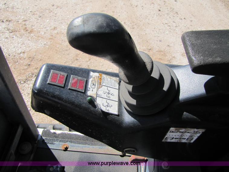 image for item A4622 2000 Bobcat 322 compact excavator