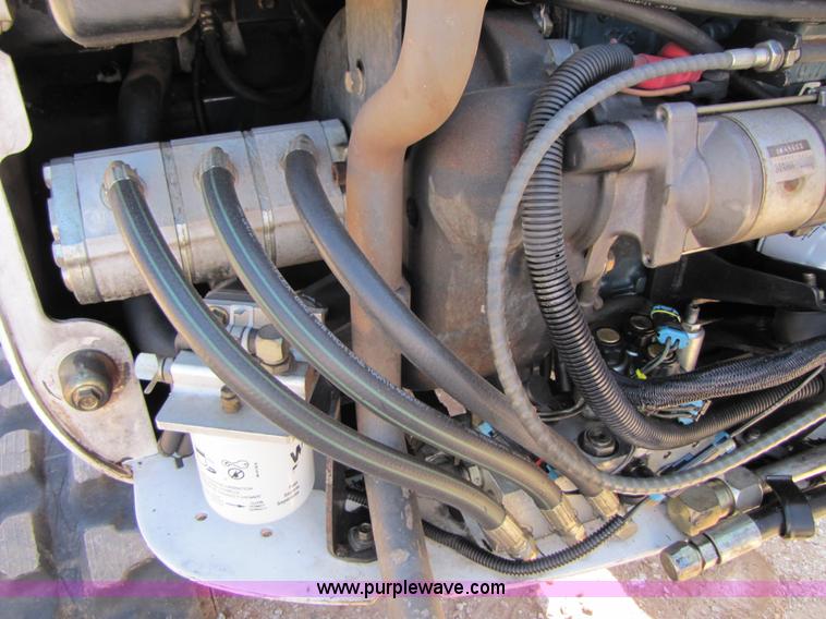 image for item A4622 2000 Bobcat 322 compact excavator