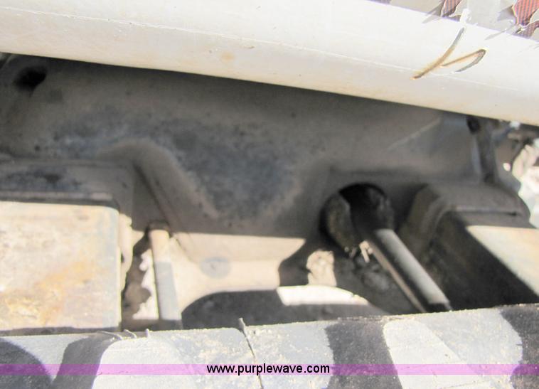 image for item A4622 2000 Bobcat 322 compact excavator