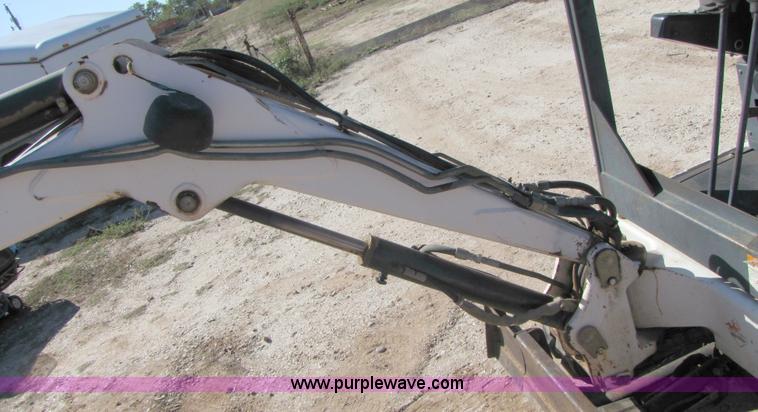 image for item A4622 2000 Bobcat 322 compact excavator