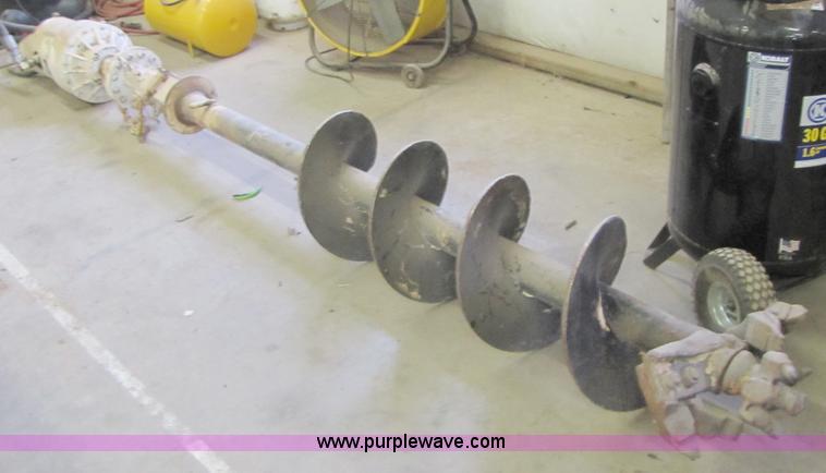 image for item A4623 1991 Ford F800 crane/digger truck