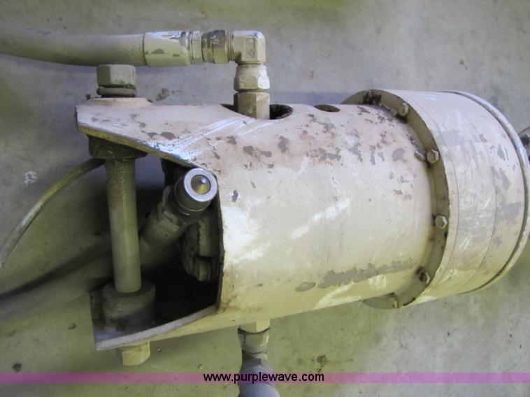 image for item A4623 1991 Ford F800 crane/digger truck