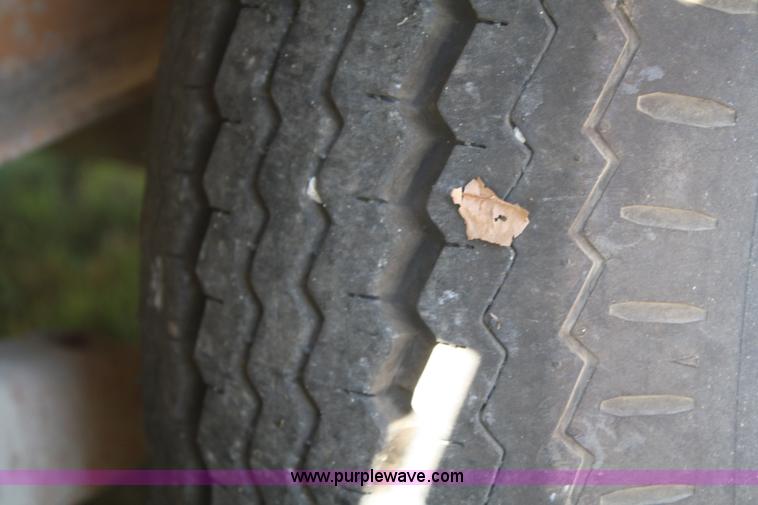 image for item A6501 1995 Redi Haul R2136 trailer