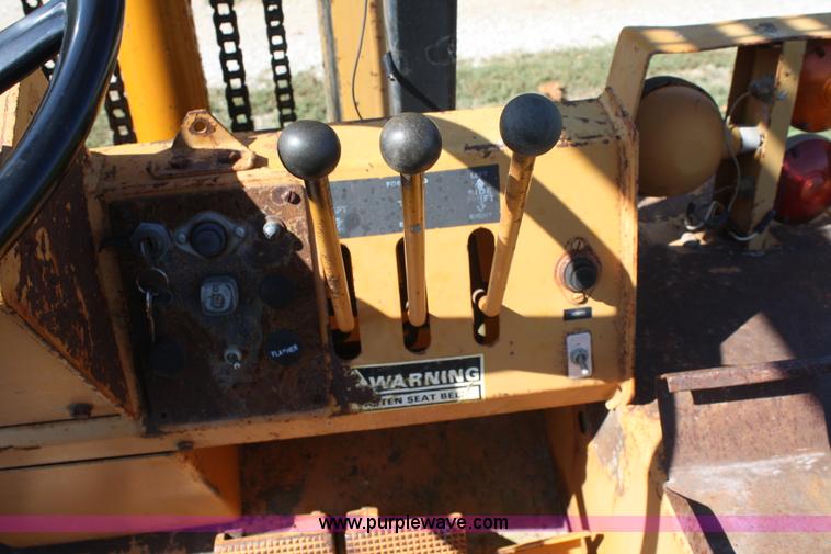 image for item A6502 1978 Case 584C forklift