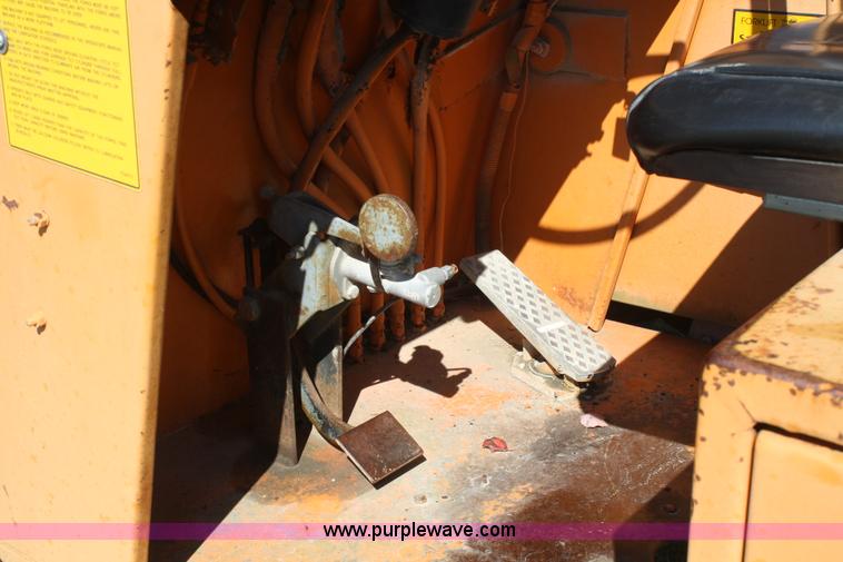 image for item A6503 1984 Lull Highlander 844 telehandler