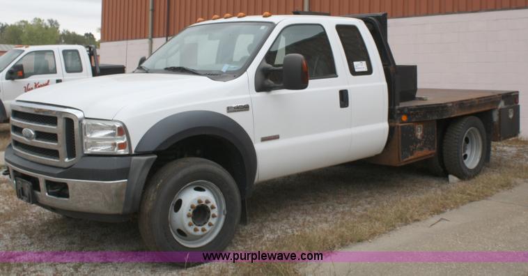 image for item A6507 2007 Ford F450 Super Duty super cab pickup truck