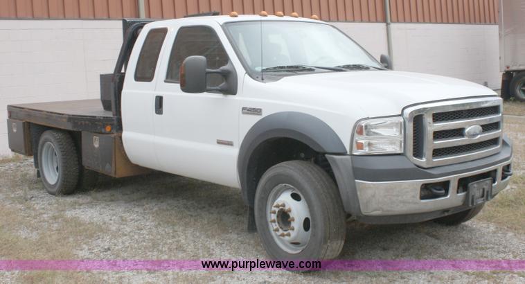 image for item A6507 2007 Ford F450 Super Duty super cab pickup truck
