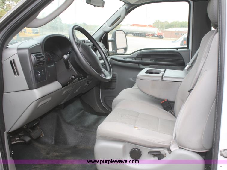 image for item A6507 2007 Ford F450 Super Duty super cab pickup truck