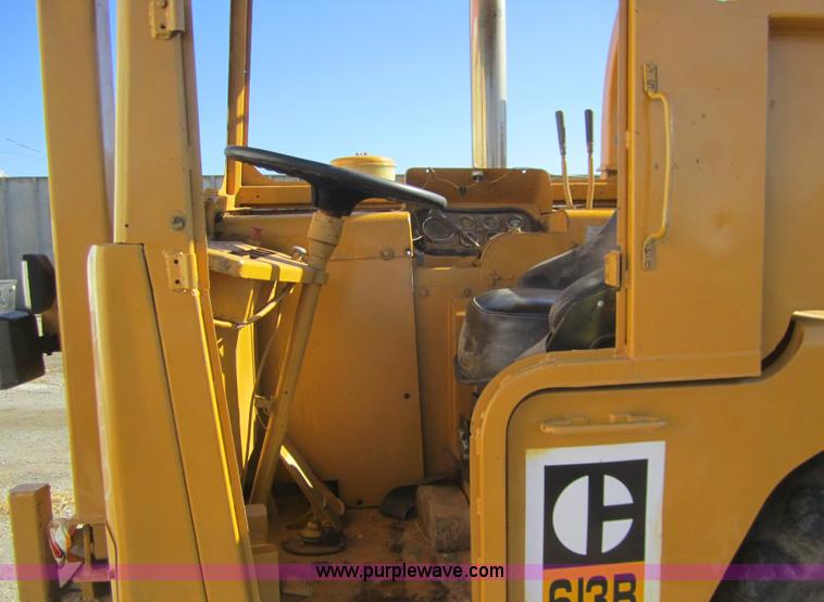 image for item B5511 Caterpillar 613B paddle scraper