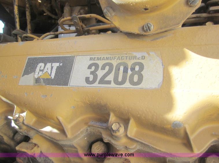 image for item B5511 Caterpillar 613B paddle scraper