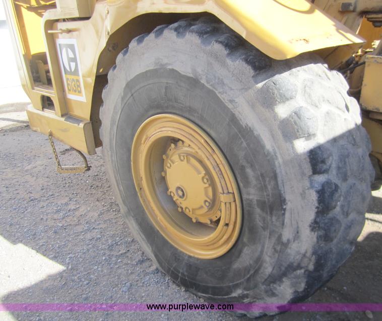 image for item B5511 Caterpillar 613B paddle scraper