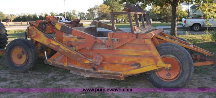 image for item B8581 Laplant Choate scraper