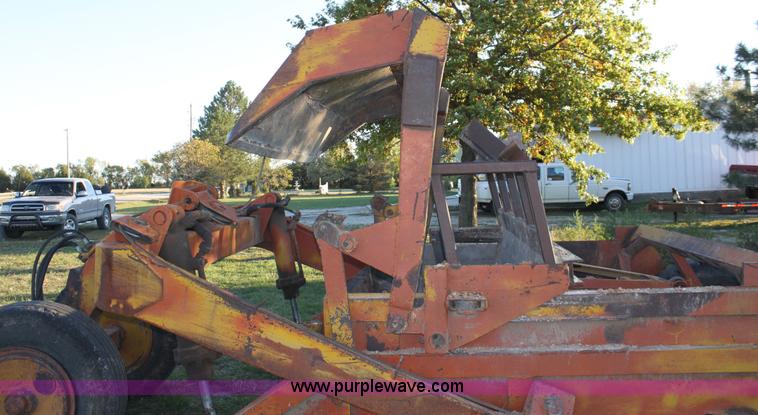 image for item B8581 Laplant Choate scraper