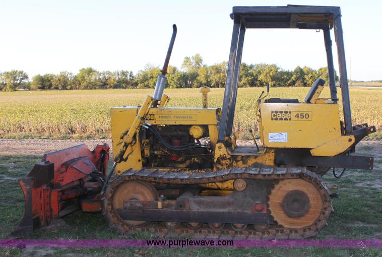 image for item B8582 1972 Case D450 dozer