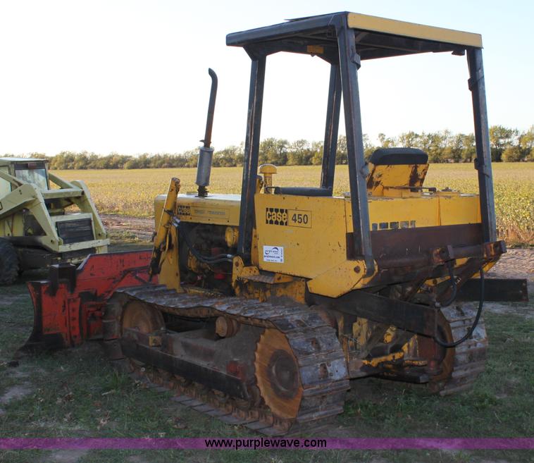 image for item B8582 1972 Case D450 dozer