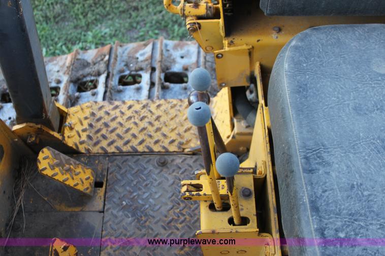 image for item B8582 1972 Case D450 dozer