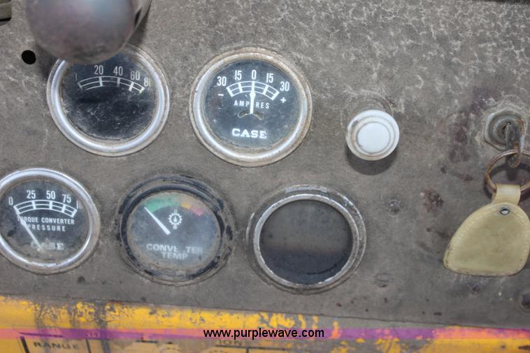 image for item B8582 1972 Case D450 dozer