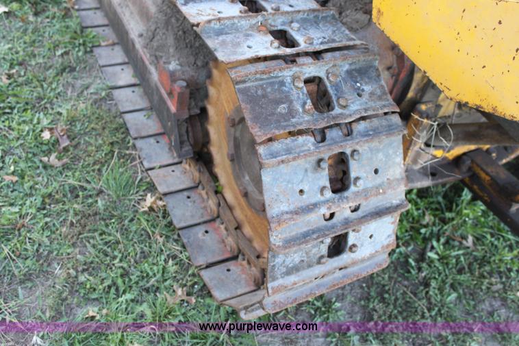 image for item B8582 1972 Case D450 dozer
