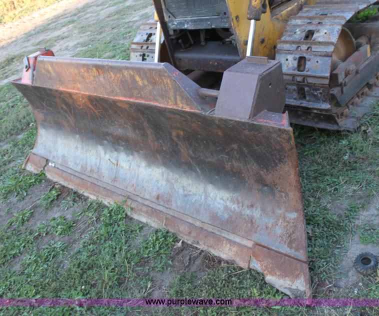 image for item B8582 1972 Case D450 dozer