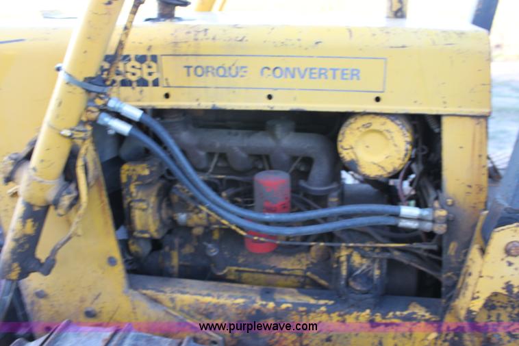 image for item B8582 1972 Case D450 dozer