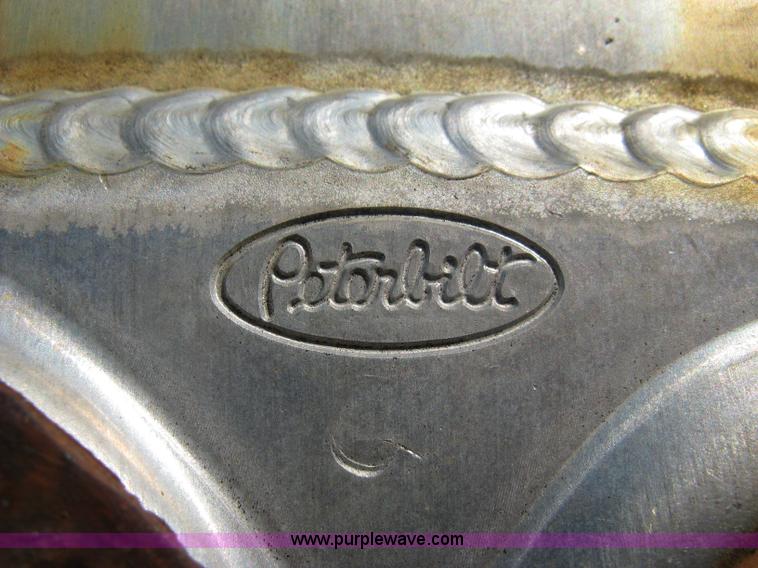 image for item B9585 (2) 1999 Peterbilt aluminum fuel tanks