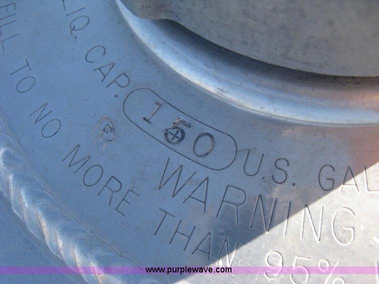 image for item B9587 (2) 1999 Freightliner aluminum fuel tanks