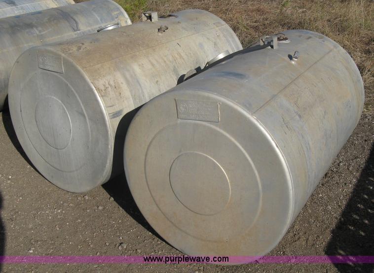image for item B9588 (2) 1977 International aluminum fuel tanks