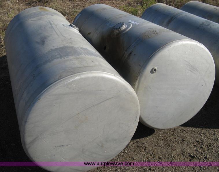image for item B9590 (2) 1989 aluminum fuel tanks