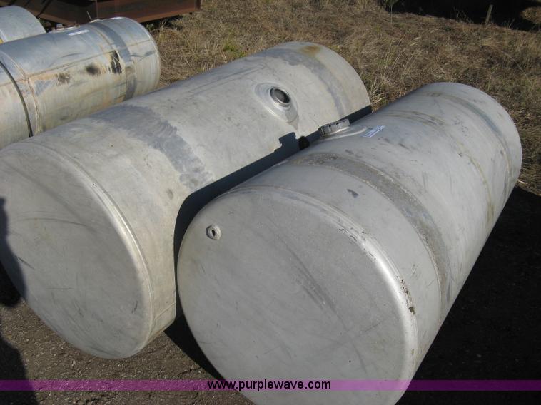 image for item B9590 (2) 1989 aluminum fuel tanks
