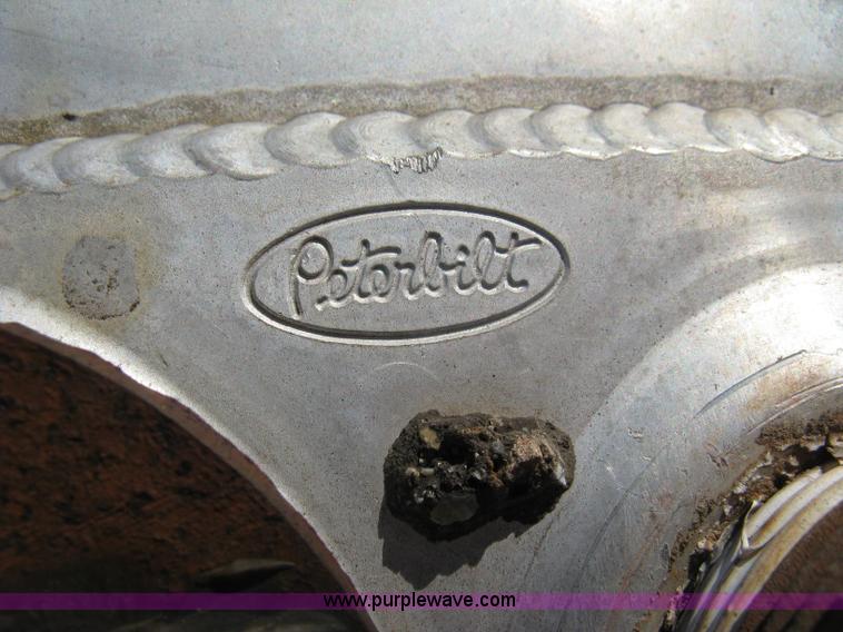 image for item B9591 1999 Peterbilt aluminum combo tank