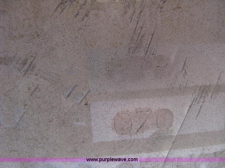 image for item B9591 1999 Peterbilt aluminum combo tank