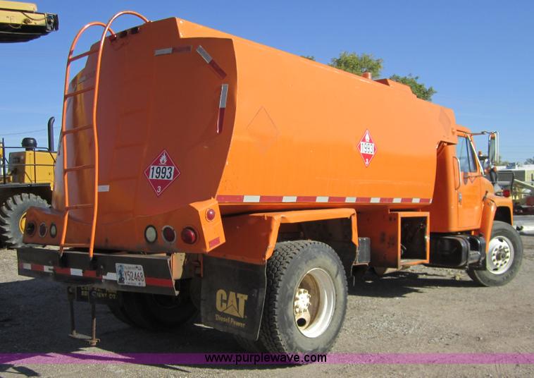 image for item C5119 1983 International 1954 fuel truck