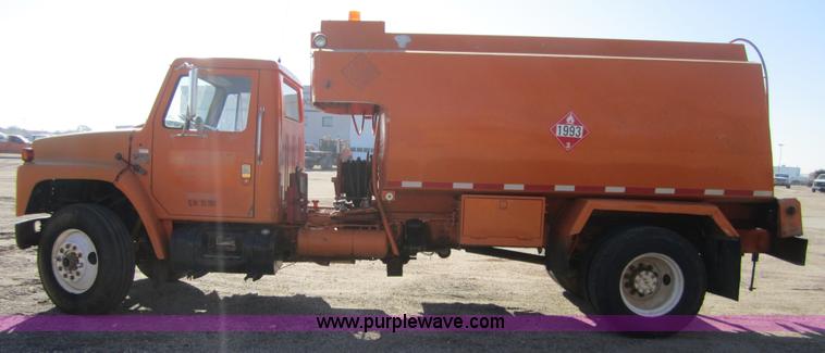 image for item C5119 1983 International 1954 fuel truck
