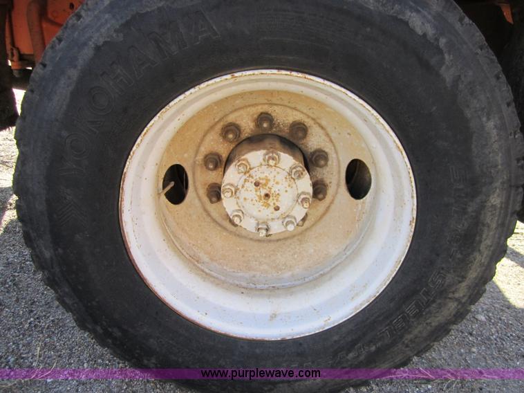 image for item C5119 1983 International 1954 fuel truck