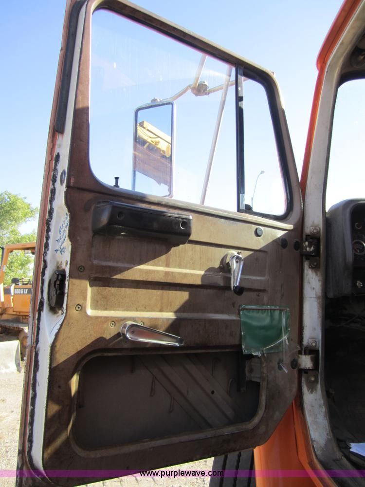 image for item C5119 1983 International 1954 fuel truck