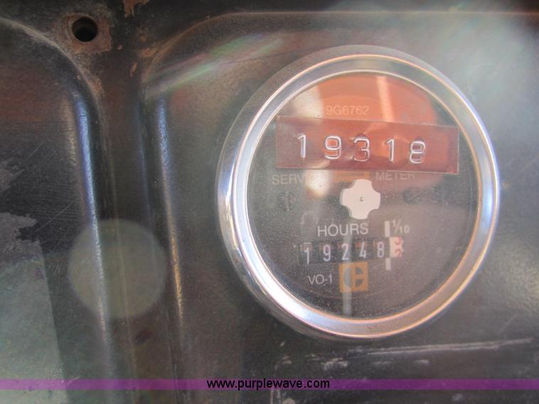 image for item C5119 1983 International 1954 fuel truck