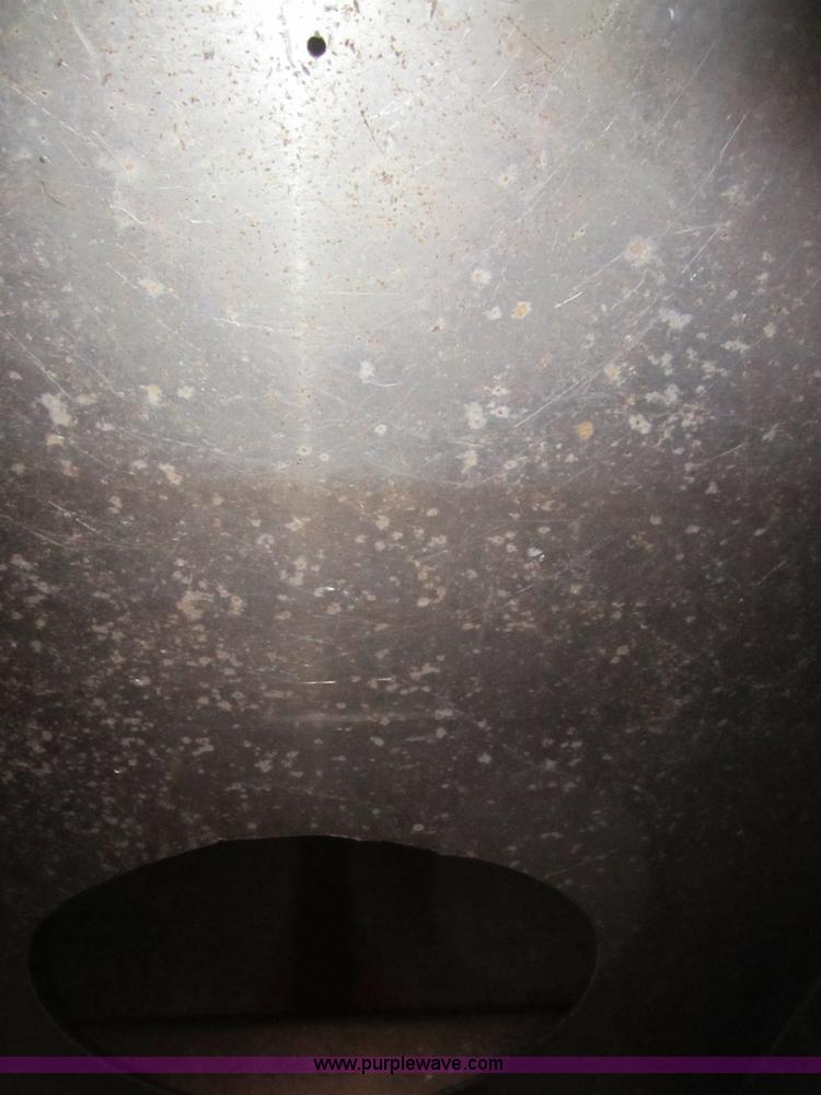 image for item C5119 1983 International 1954 fuel truck