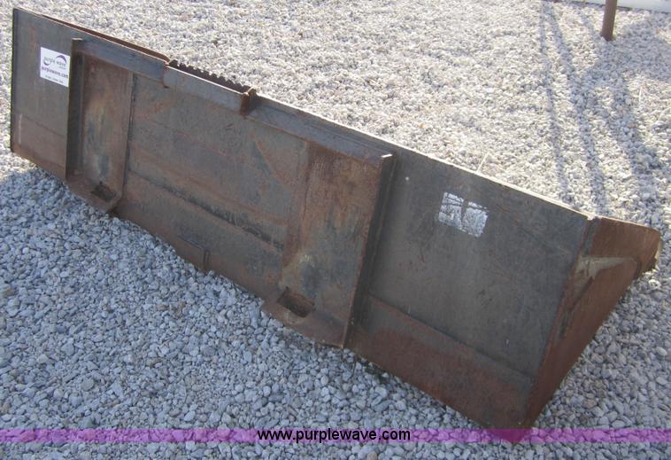 image for item C5152 Caterpillar GP 80" skid steer bucket