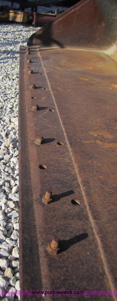 image for item C5152 Caterpillar GP 80" skid steer bucket