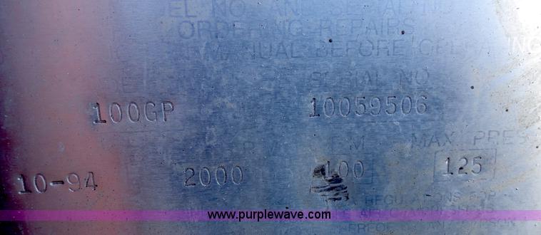 image for item F9499 Smith 100 portable air compressor