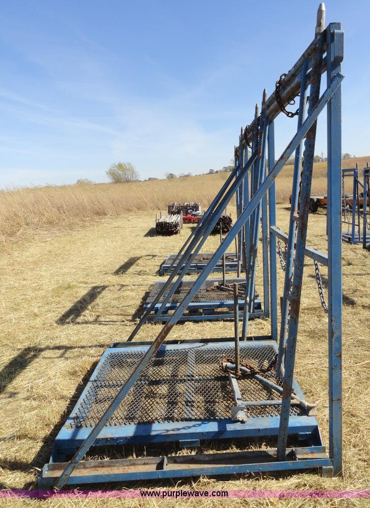 image for item G9037 (4) scaffolding racks with outrigger storage