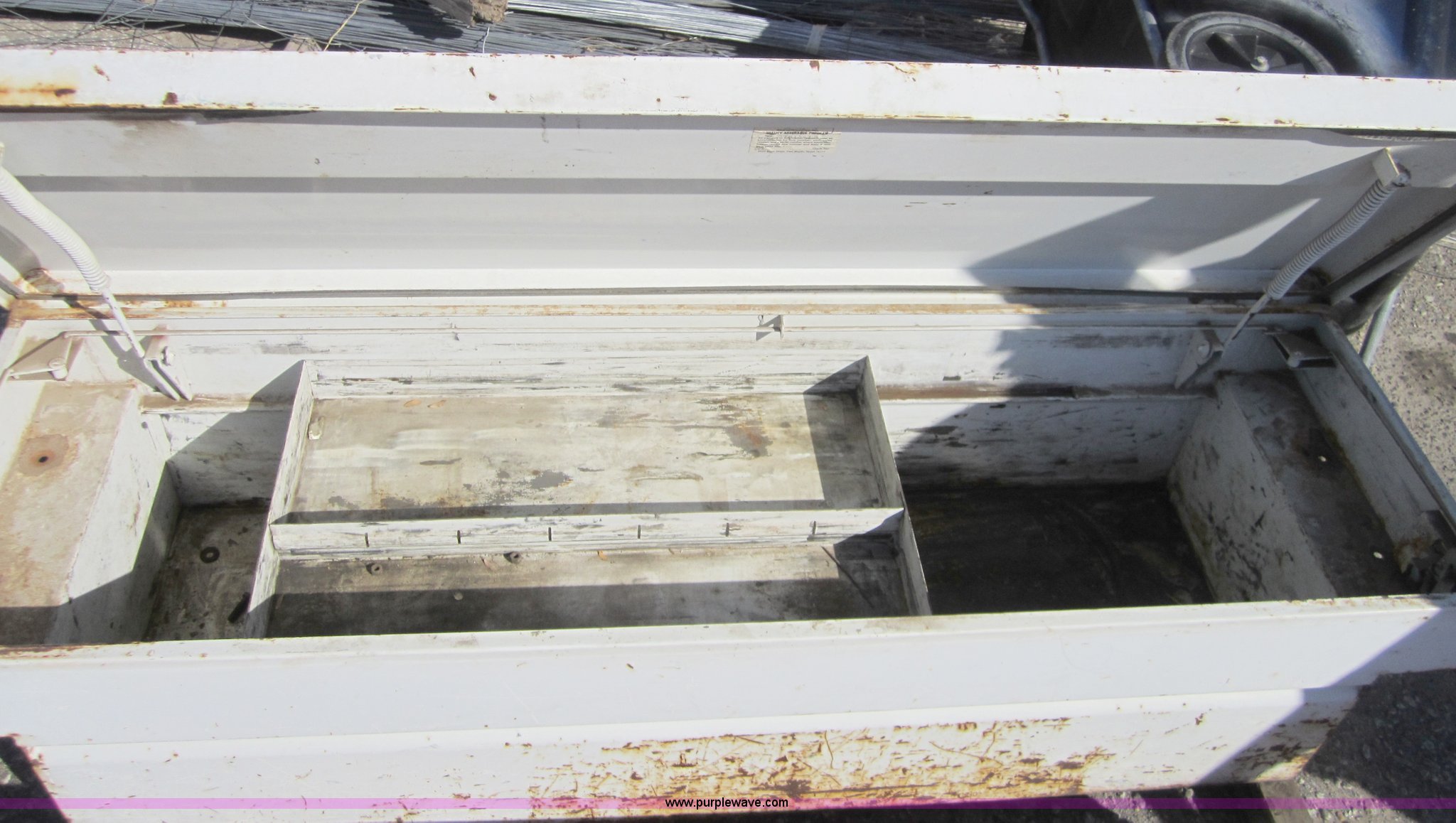 (2) truck toolboxes in Wichita, KS Item B9596 sold Purple Wave