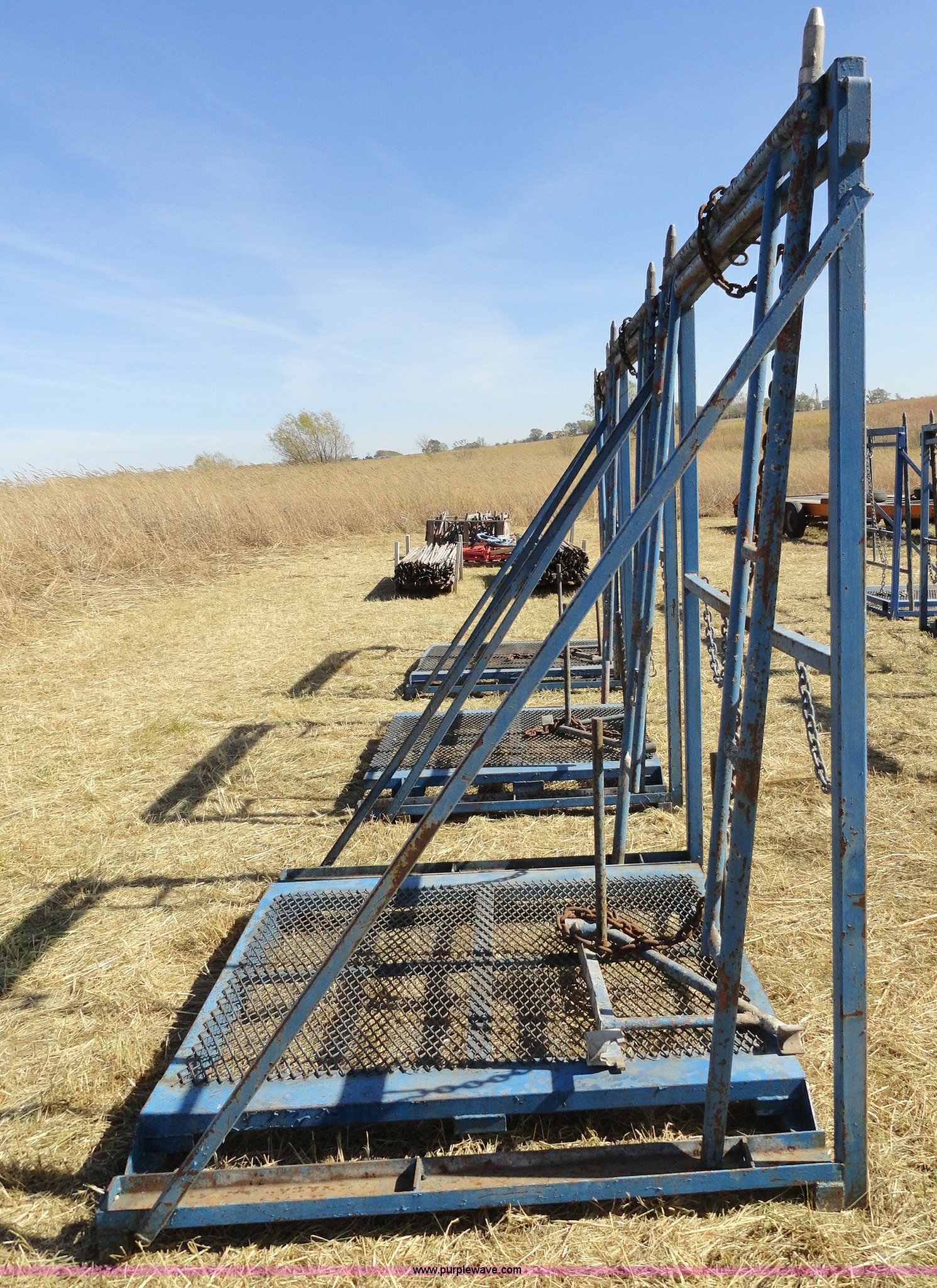 (4) scaffolding racks with outrigger storage in Eudora, KS Item G9037