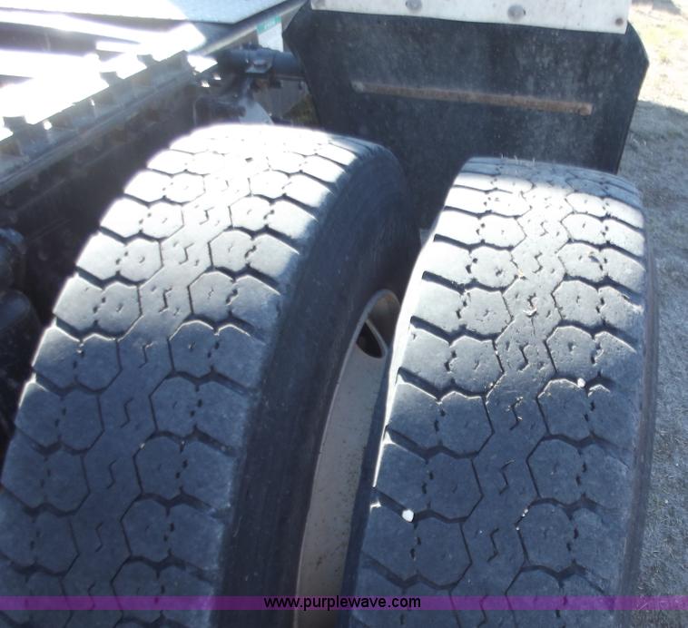 image for item A5366 1999 Freightliner FL112 semi truck